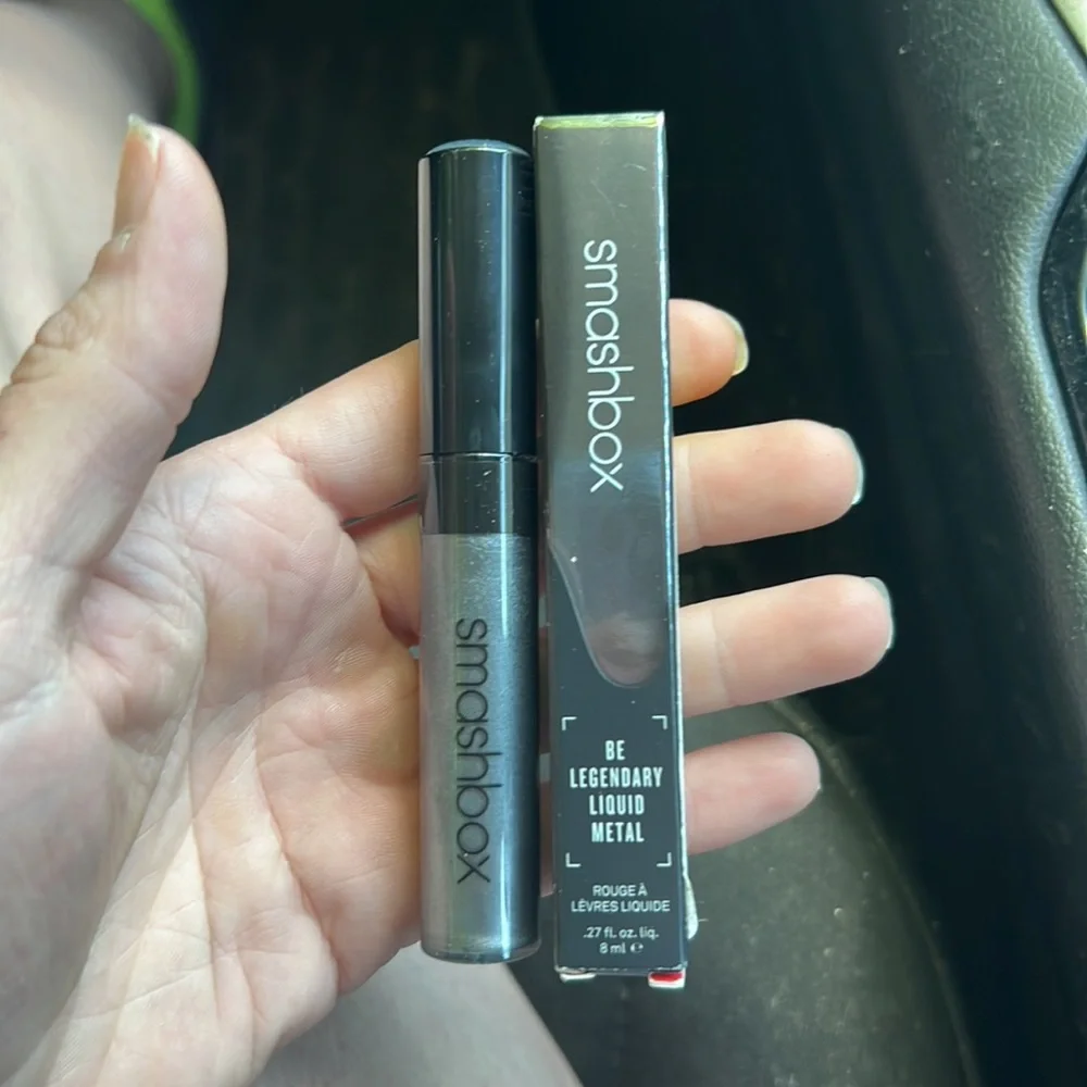 ♣️👁Host Pick Smashbox Space Case Liquid Metal Lipstick